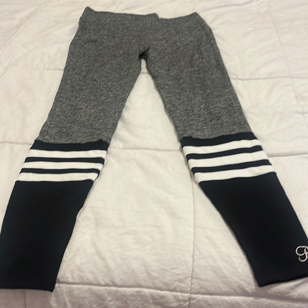 Bombshell Sportswear sock leggings
